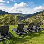 La Clairiere Aux Cerfs Ventron