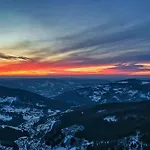 La Clairiere Aux Cerfs Ventron