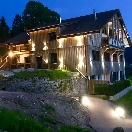 La Clairiere Aux Cerfs Ventron