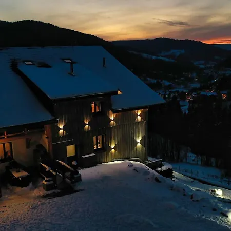 La Clairiere Aux Cerfs