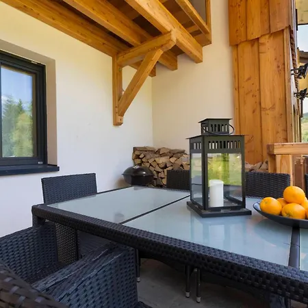 La Clairiere Aux Cerfs