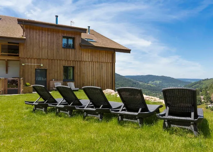 La Clairiere Aux Cerfs