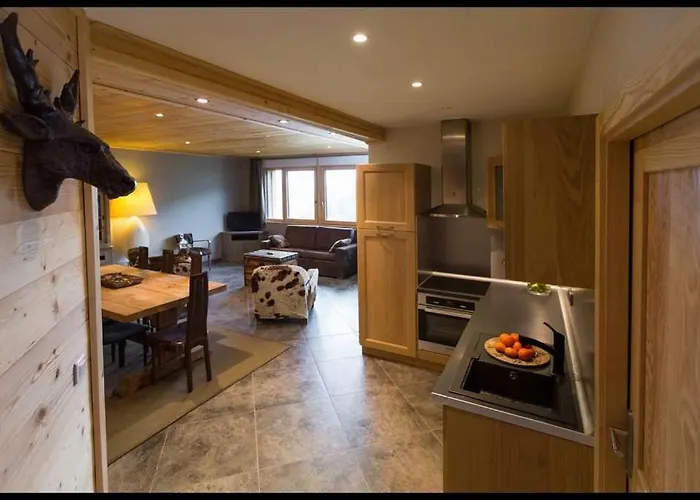 La Clairiere Aux Cerfs